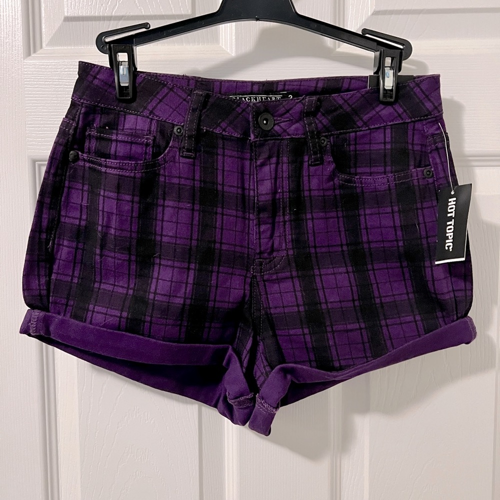 Hot Topic | Purple Plaid Skinny Shorts